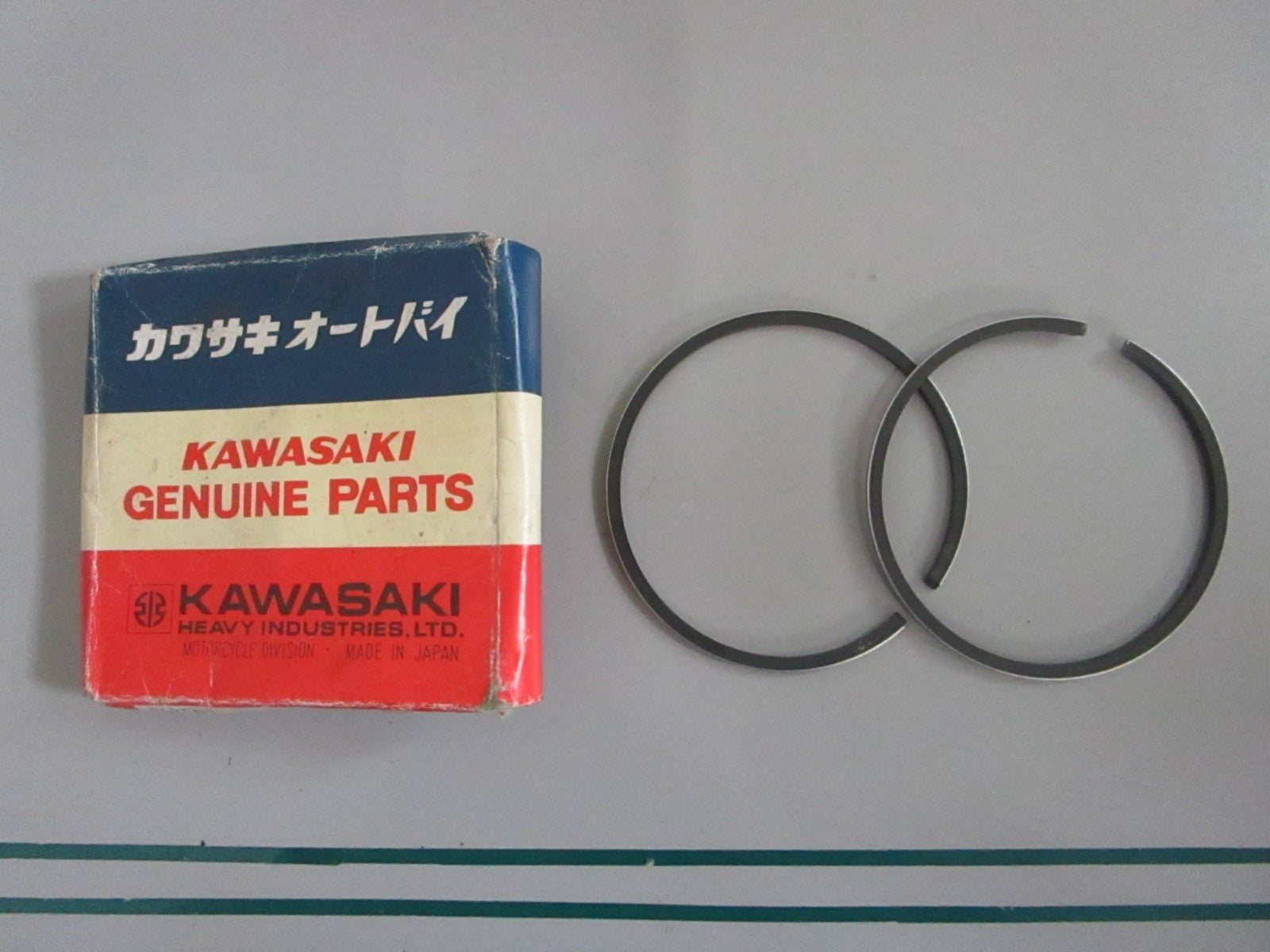 Kawasaki NEW OEM Piston Ring Set 13008-530 Engine NOS Genuine Part 0820