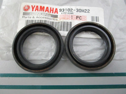 NEW OEM (LOT OF 2) 93102-30M22-00 Yamaha Oil Seal 0810