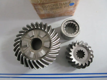 NEW OEM 43-96084A4 Mercury Quicksilver Gear Set 0820