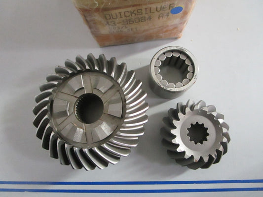 NEW OEM 43-96084A4 Mercury Quicksilver Gear Set 0820