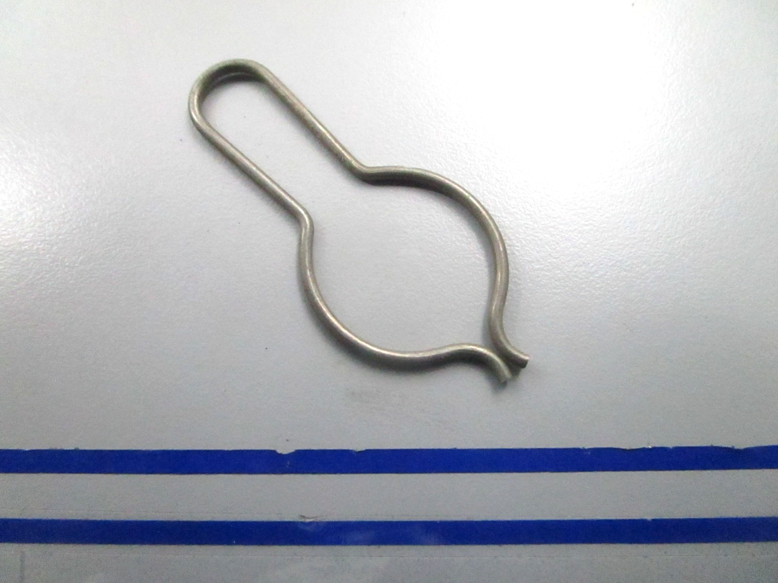 *NEW OEM* 0810 OMC Johnson Evinrude Spring 309736 0309736