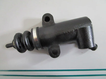 NEW OEM 0002954207 Mercedes-Benz Slave Cylinder 0820