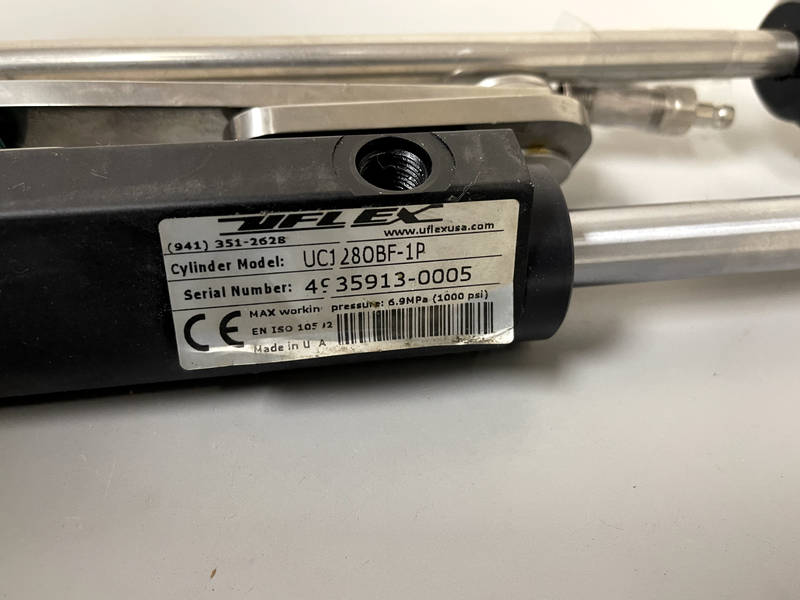 *NEW OEM* 0670 UFLEX Hydraulic Steering Cylinder UC128OBF-1P UC128OBF 1P