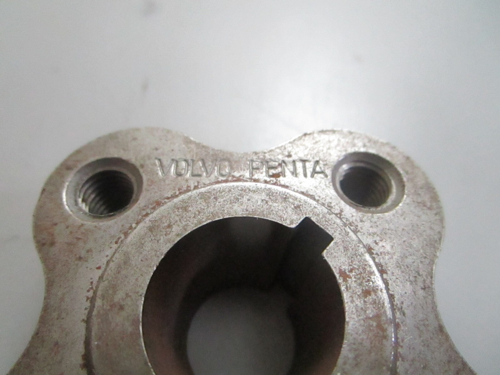 *NEW OEM* 0820 Volvo Penta Hub Assy 859601