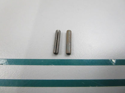 NEW OEM (LOT OF 2) 307901 0307901 OMC Johnson Evinrude Pin 0810