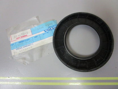 *NEW OEM* 0810 Volvo Penta Seal 853670