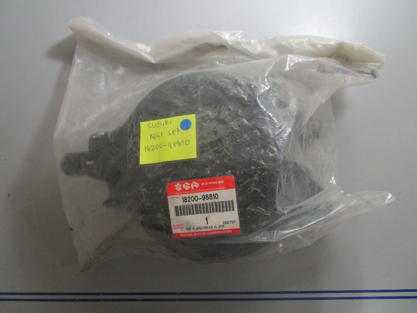 *NEW OEM* 0810 Suzuki NSI Set 18200-98810