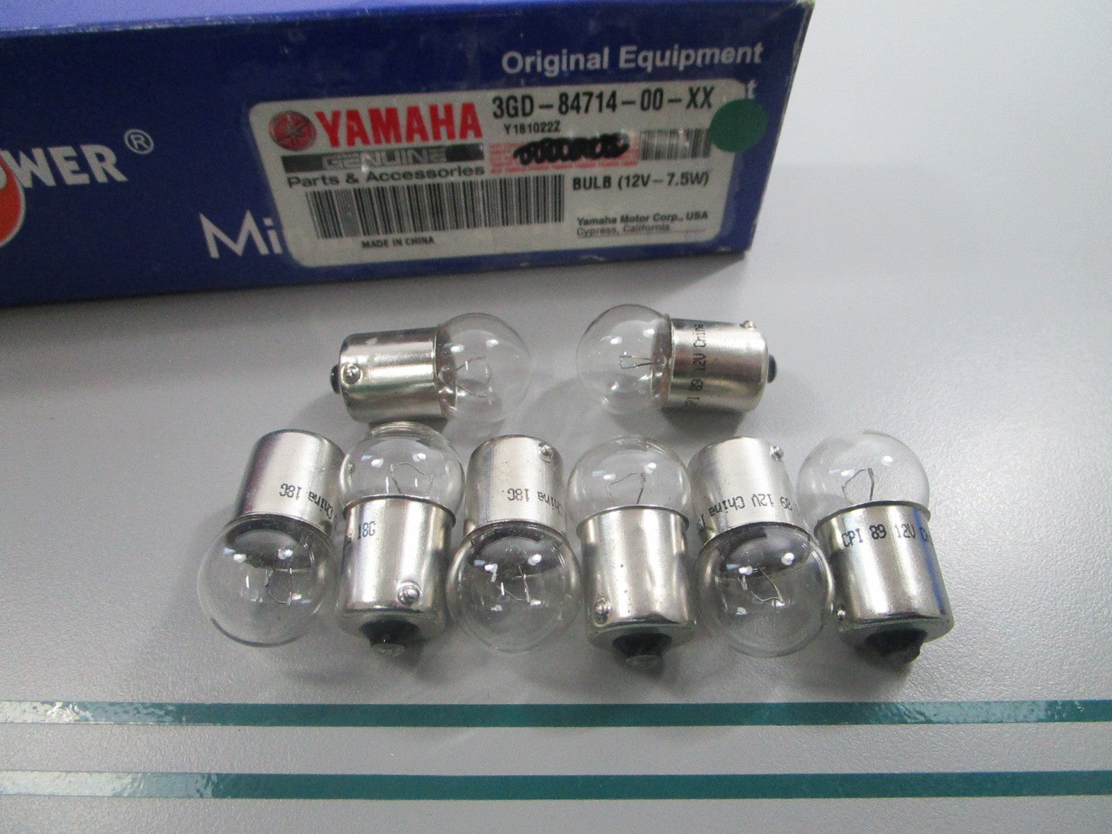 NEW OEM (LOT OF 8) 3GD-84714-00-XX Yamaha 12V 7.5W Bulb 0810