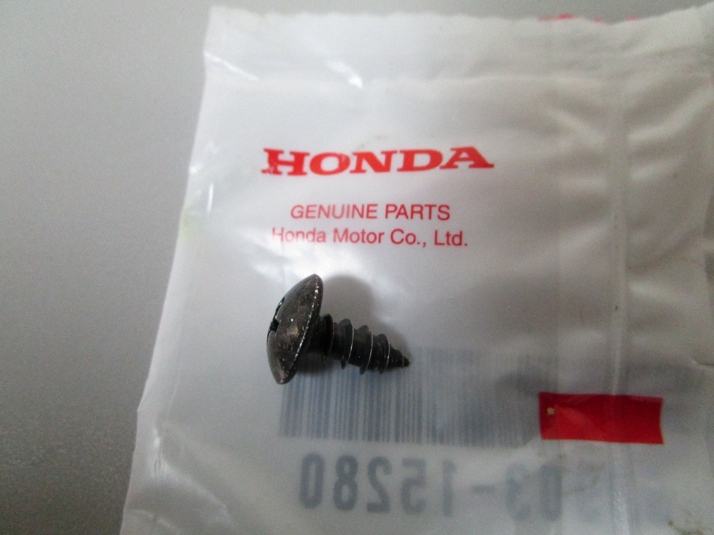 NEW OEM 93903-15280 Honda Tappet Screw 0810