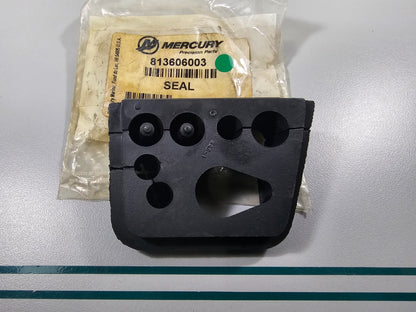 NEW OEM 813606003 Mercury Quicksilver Seal 0810