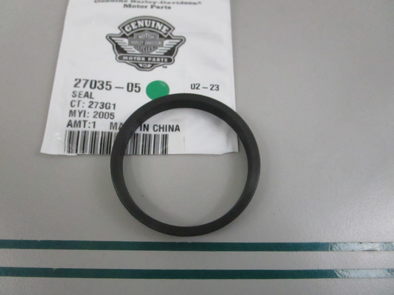 NEW OEM 27035-05 Harley Davidson Seal 0810