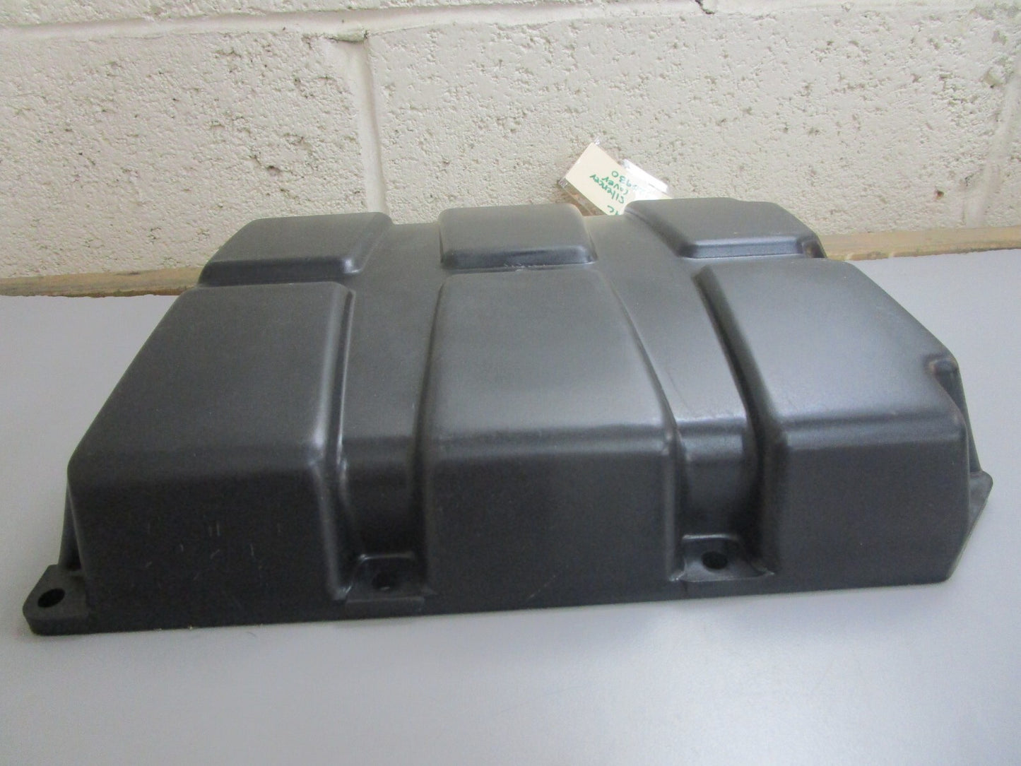 *NEW OEM* 0820 OMC Johnson Evinrude Air Silencer Cover 320930 0320930