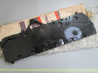 *NEW OEM* 0820 Mercury Quicksilver 60 70HP Exhaust Manifold Cover 31083