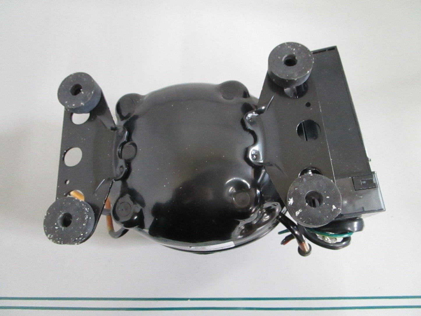 NEW OEM W11578205 Whirlpool Refrigeretor Compressor 0820