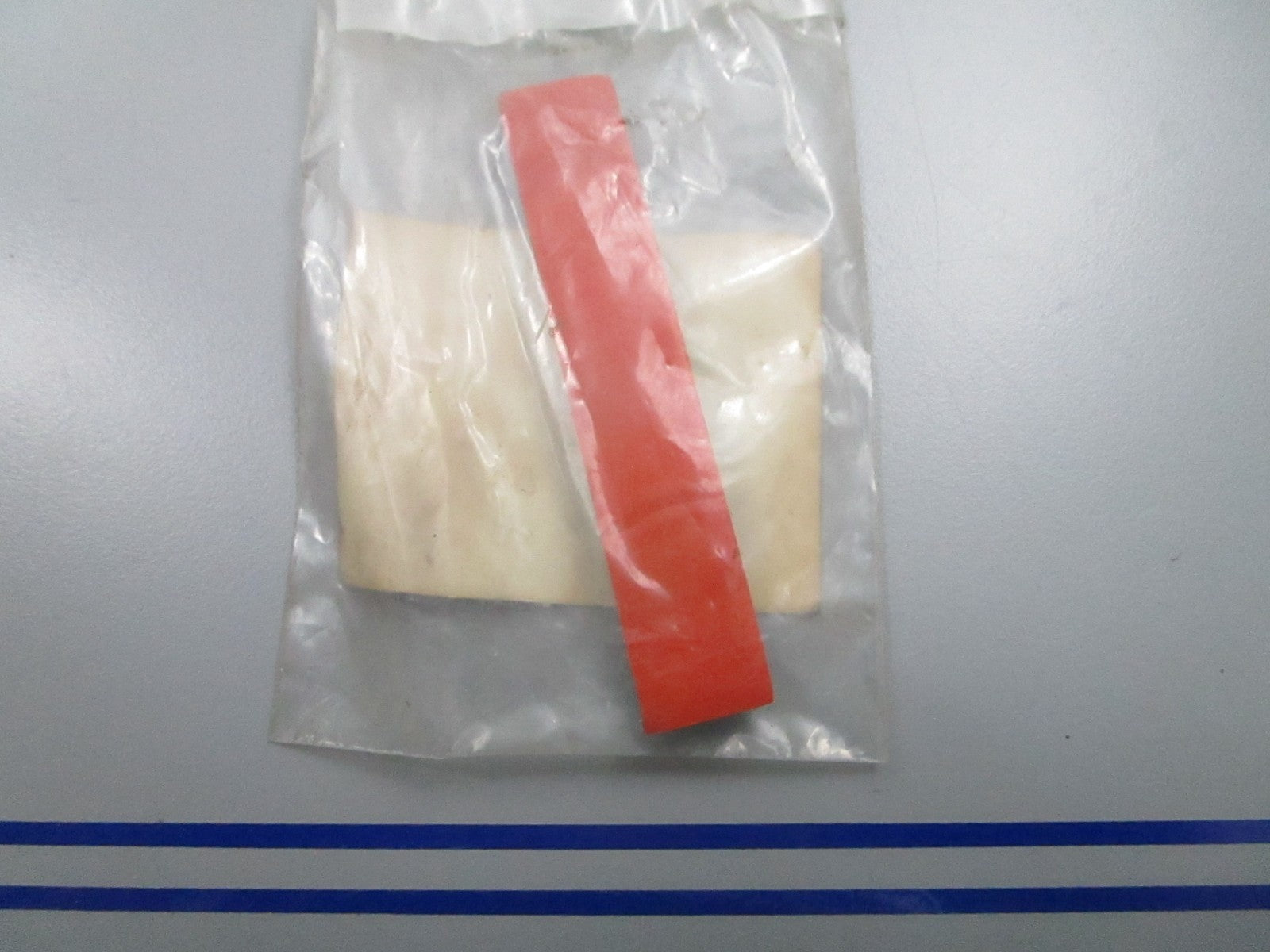 *NEW OEM* 0810 Honda Tank Spacer Rubber 17511-HM5-670