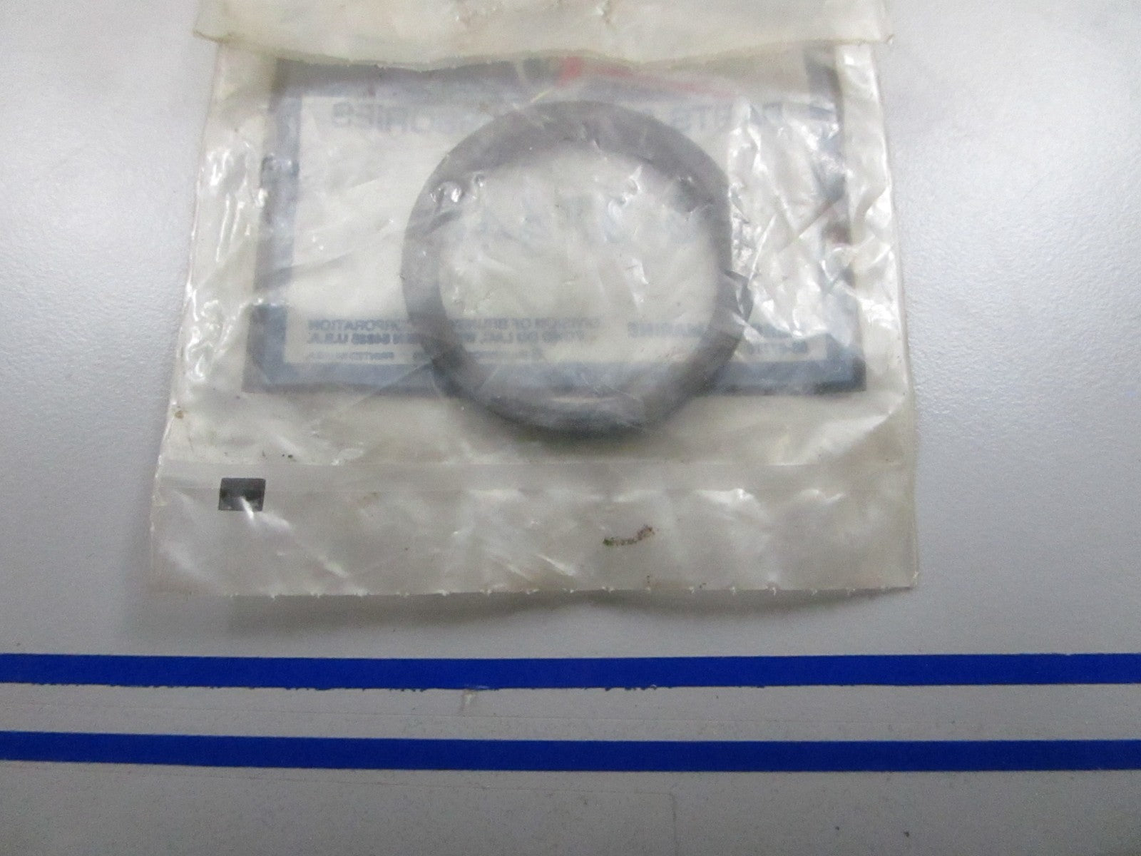 *NEW OEM* 0810 Mercury Quicksilver Seal 26-37448