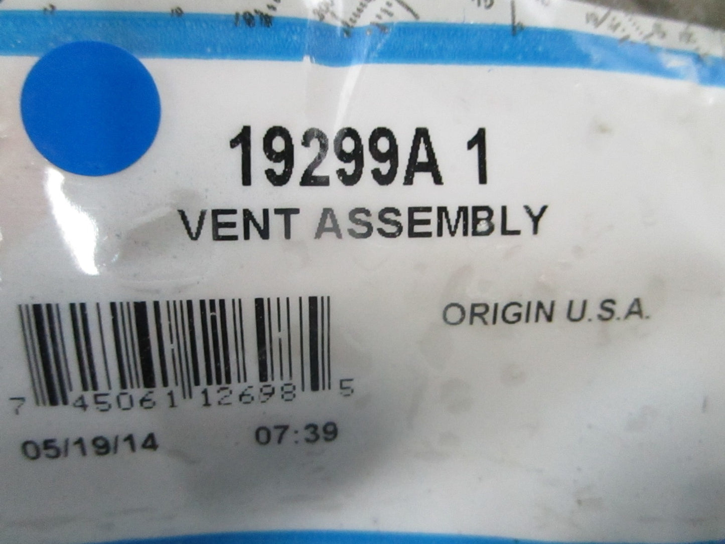 *NEW OEM* 0810 Mercury Quicksilver Vent Assembly 19299A 1