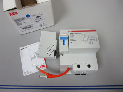 *NEW* 0720 ABB Block DDA802A-63/0.03AP-R