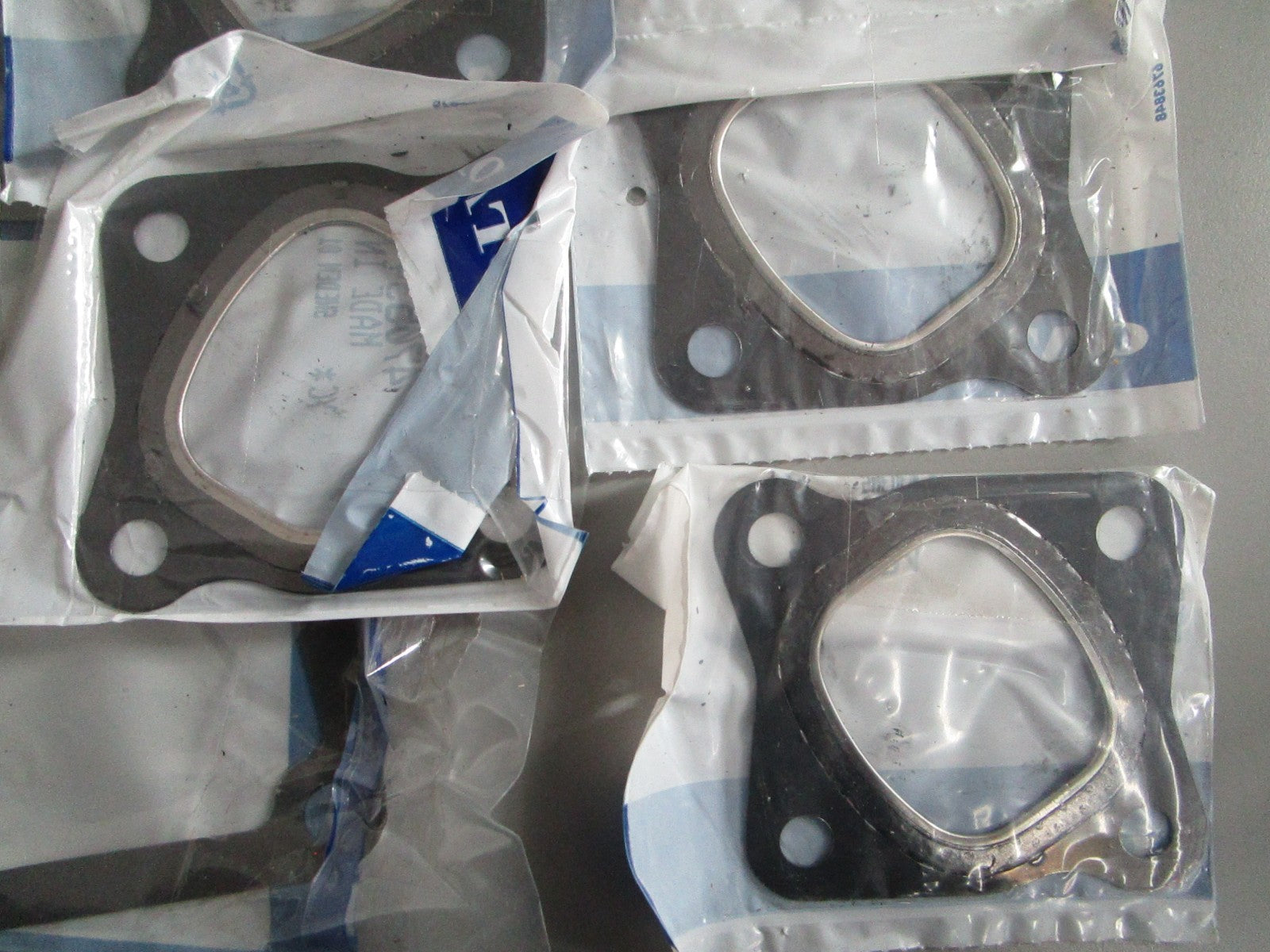 NEW OEM 876410 Volvo Penta Gasket Repair Kit 0820