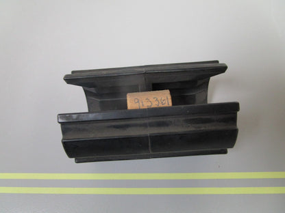 *NEW OEM* 0810 OMC Johnson Evinrude Spacer 913361 0913361