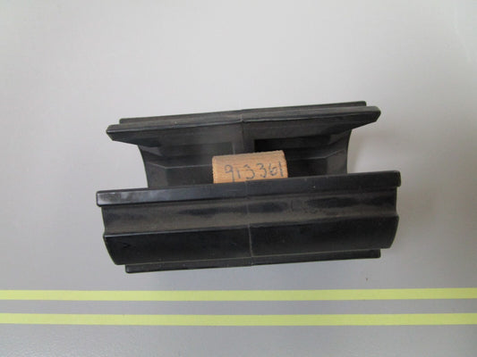 *NEW OEM* 0810 OMC Johnson Evinrude Spacer 913361 0913361