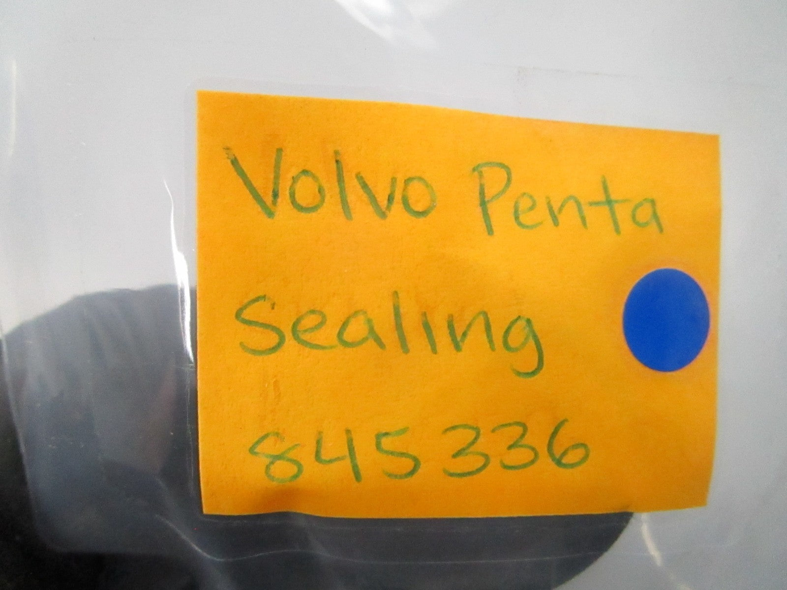*NEW OEM* 0810 Volvo Penta Sealing 845336