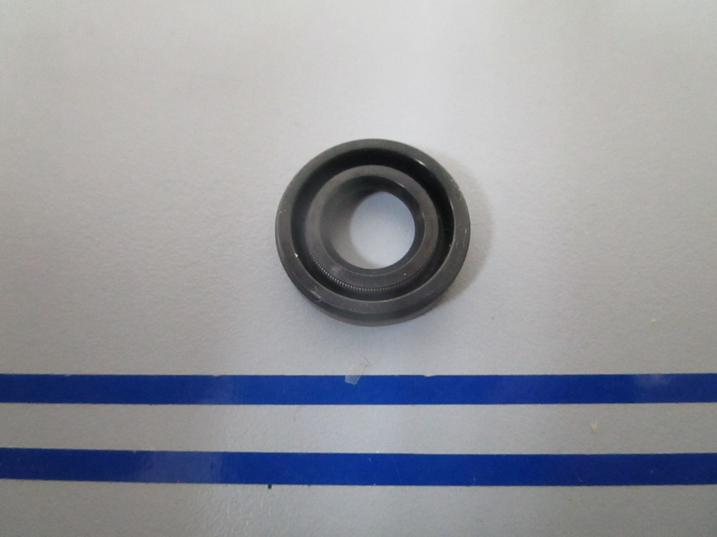 NEW OEM 09282-10009 Suzuki Oil Seal 0810