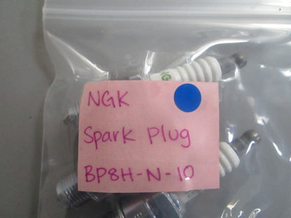*NEW* (LOT OF 3) 0810 NGK Spark Plug BP8H-N-10