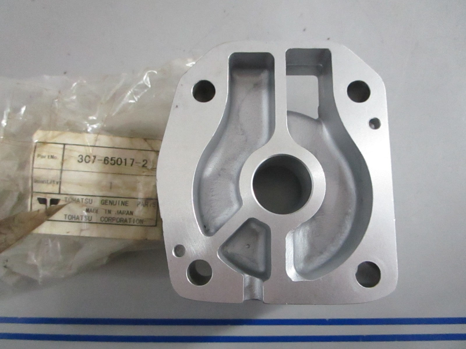 NEW OEM 3C7-65017-2 Tohatsu Lower Pump Case 0820