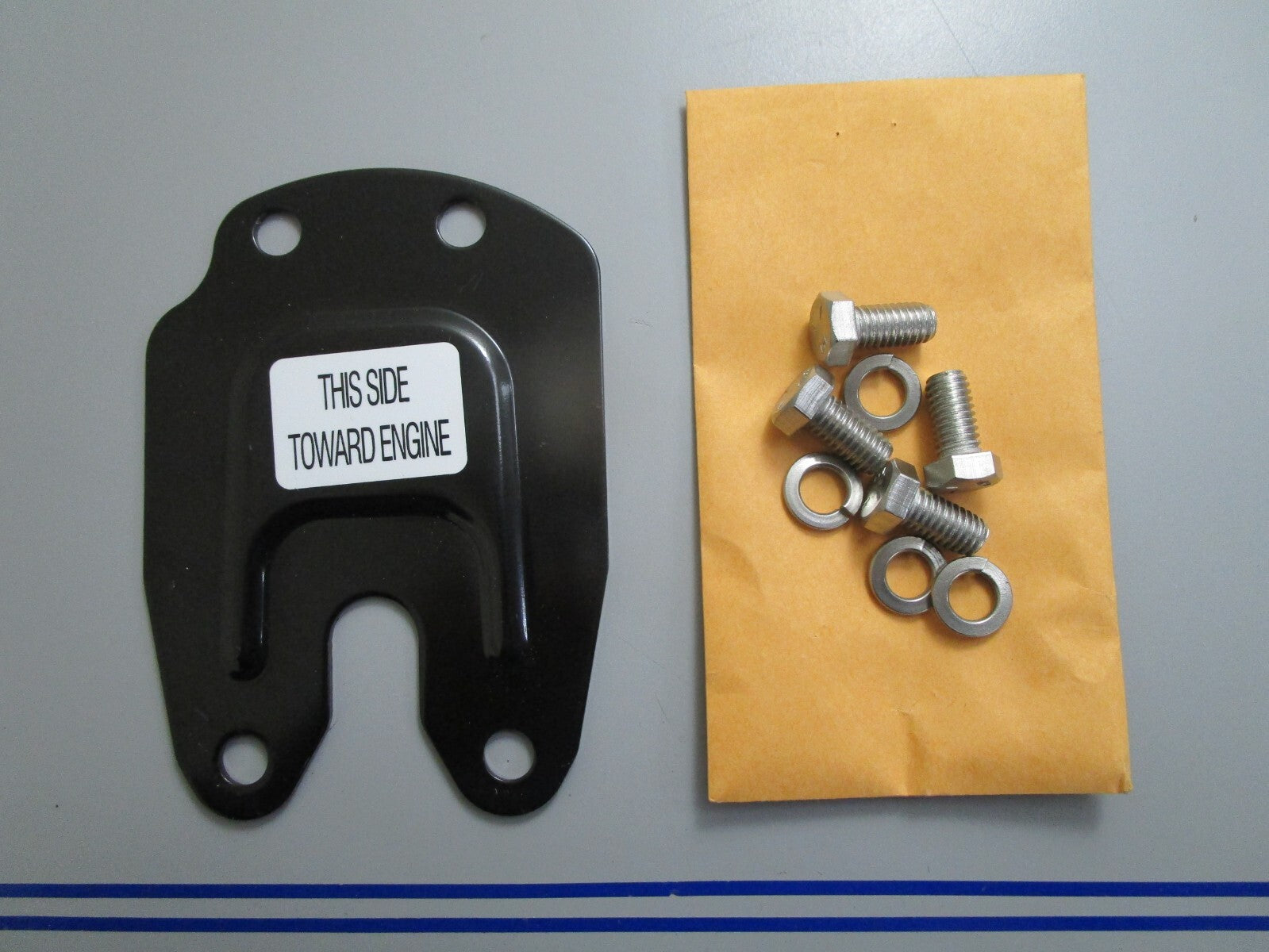 *NEW OEM* 0820 Mercury Quicksilver Exhaust Block-Off Plate 861776A2