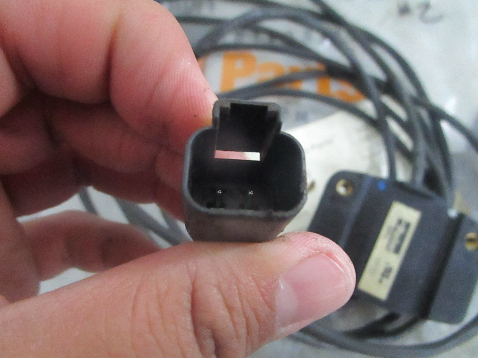 *NEW OEM* 0820 Crown Sensor 143985-002