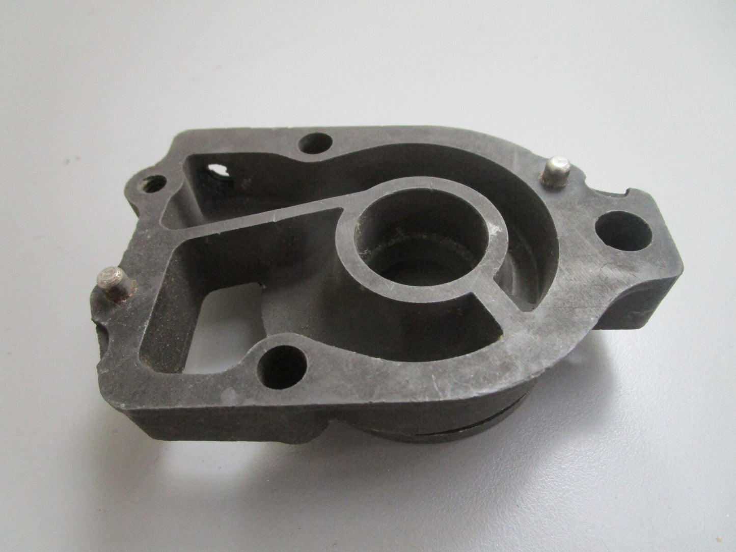 *NEW OEM* 0810 Mercury Quicksilver Water Pump Base 46-33132A1