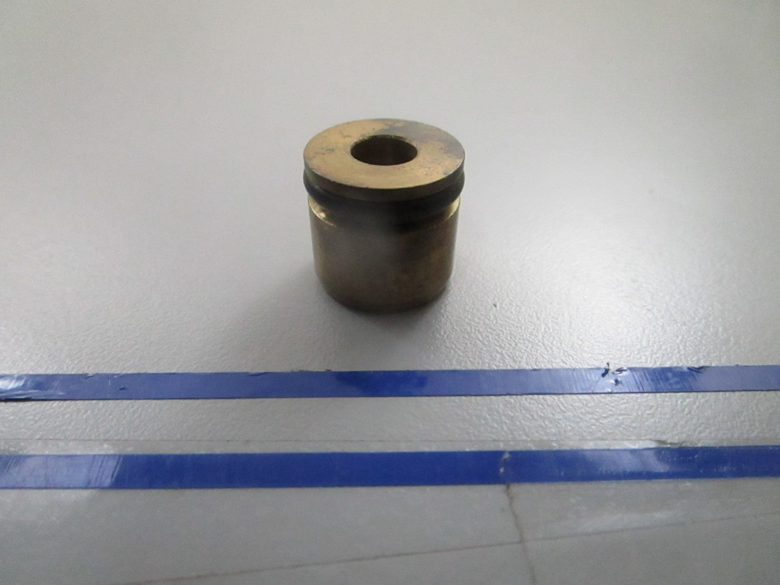 *NEW OEM* 0810 OMC Johnson Evinrude Bushing & O-Ring 391117 0391117
