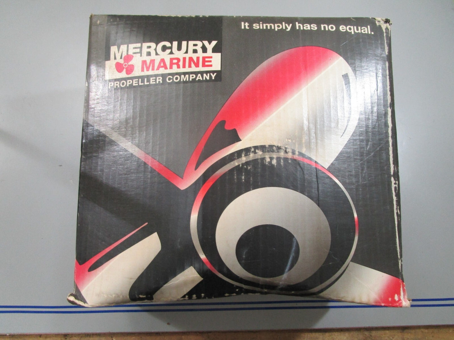 *NEW OEM* 0820 Mercury Black Max 10½ × 8 Propeller 48-42738A10