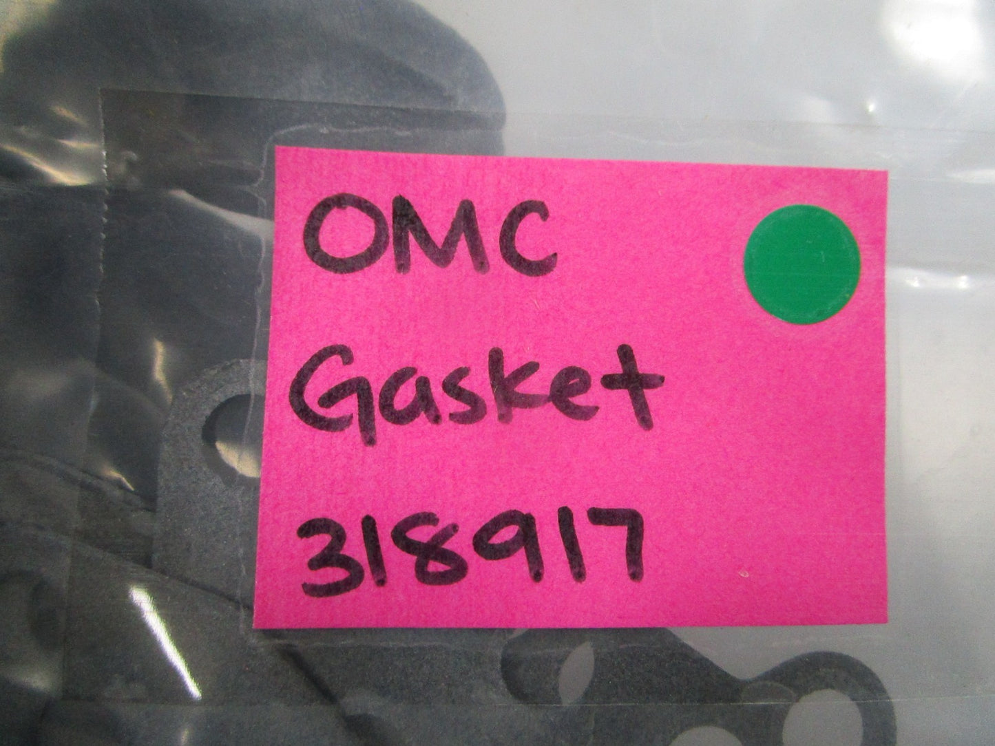 NEW OEM 318917 0318917 OMC Johnson Evinrude Gasket 0810