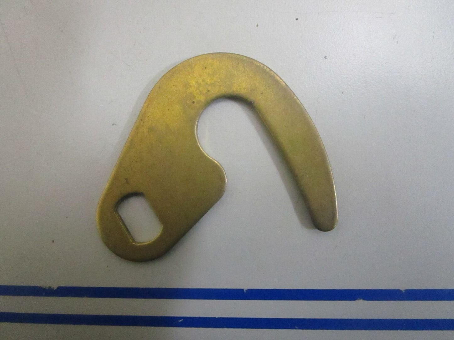 *NEW OEM* 0810 OMC Johnson Evinrude Latch Lever 321319 0321319