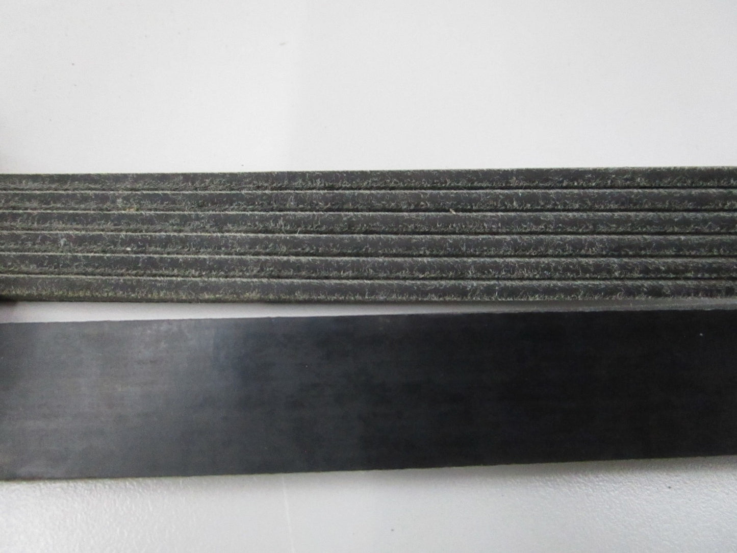 NEW 5060885 Dayco Serpentine Belt 0810