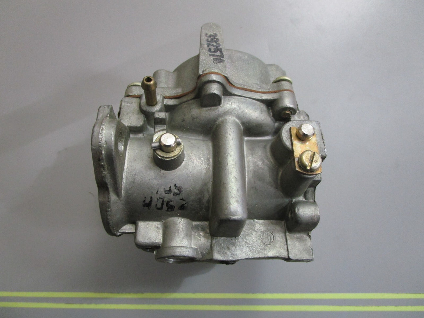 *NEW OEM* 0820 OMC Johnson Evinrude Carburetor 392575 0392575