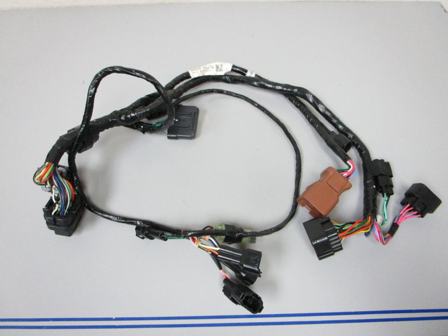 NEW OEM Suzuki 36624-98J10 2007- 2011 300hp Wire Harness Ay 0720