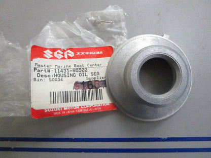*NEW OEM* 0820 Suzuki Oil Seal Housing 11431-95502