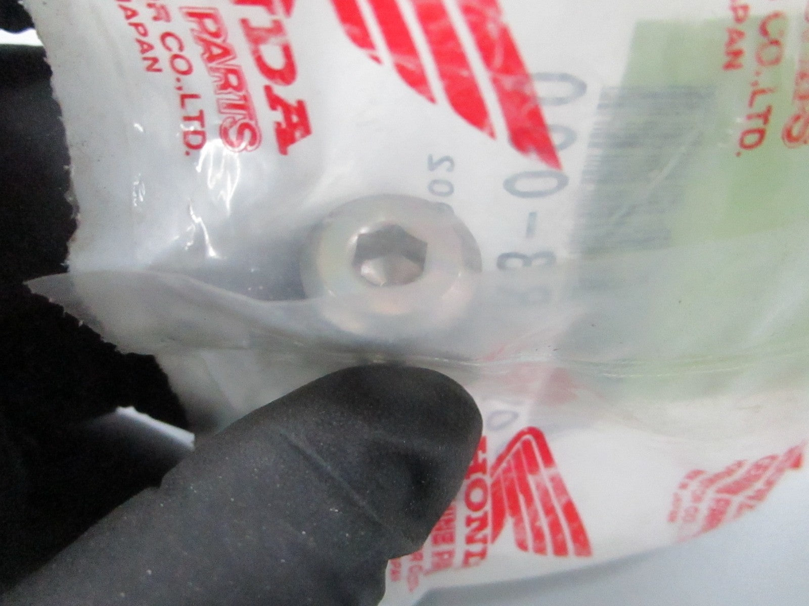 *NEW OEM* 0810 Honda Screw 90105-KR3-000