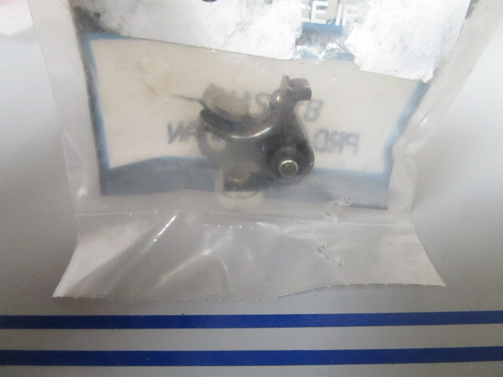 NEW OEM 81021M Mercury Quicksilver Breaker 0720
