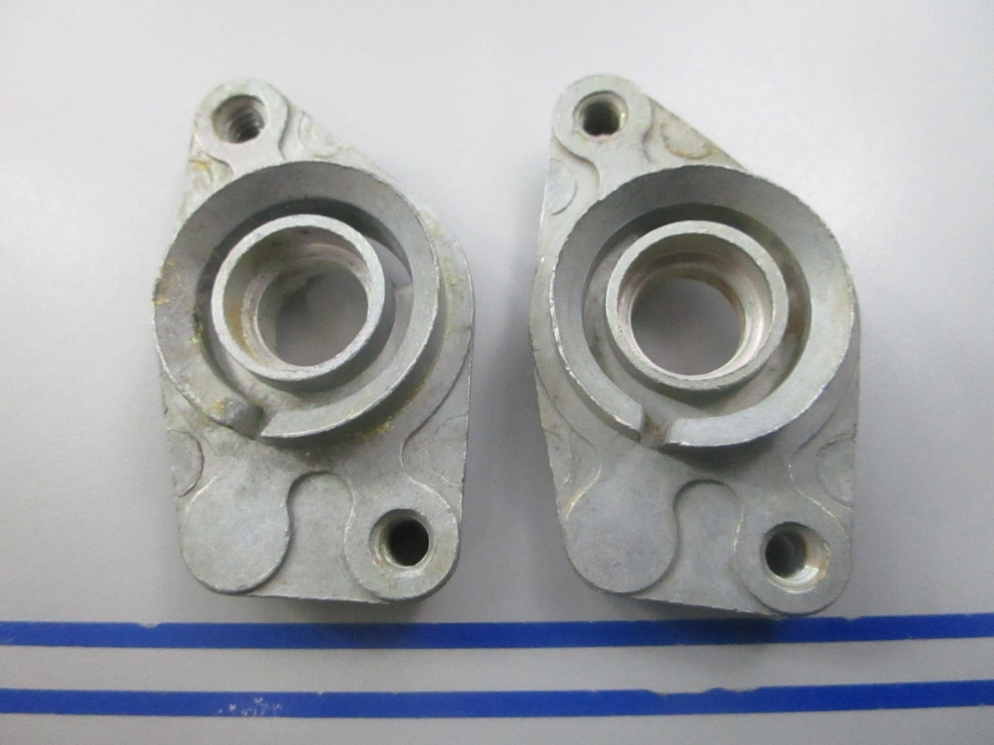 NEW OEM (LOT OF 2) 314501 OMC Johnson Evinrude Recoil Spring Retainer Plate 0810