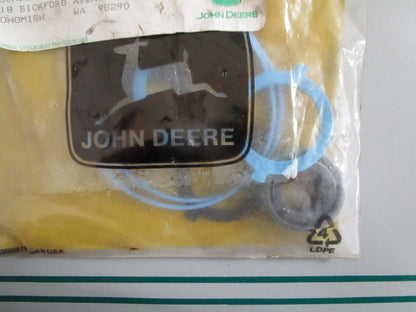 NEW OEM AMT419 John Deere Seal Kit 0820