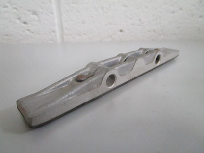 NEW OEM 1800501416 Mercedes-Benz Timing Chain Guide Rail 0820