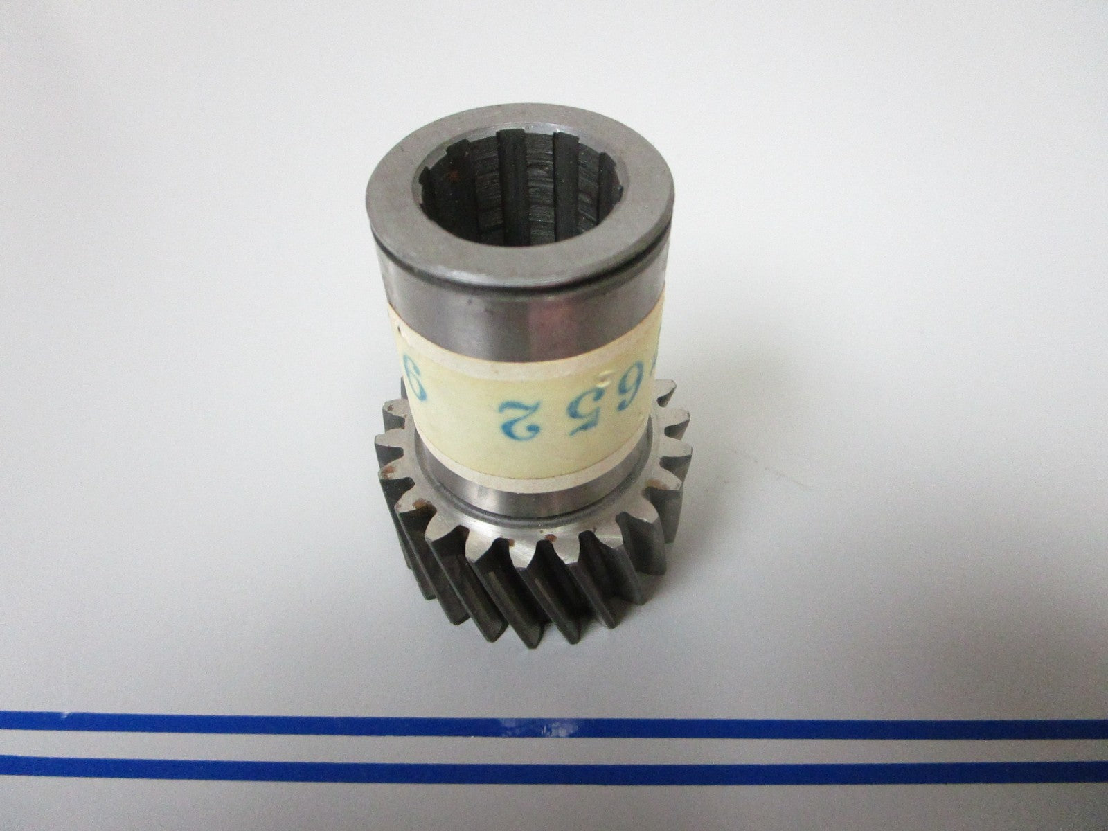 *NEW OEM* 0720 Volvo Penta Gear 827652