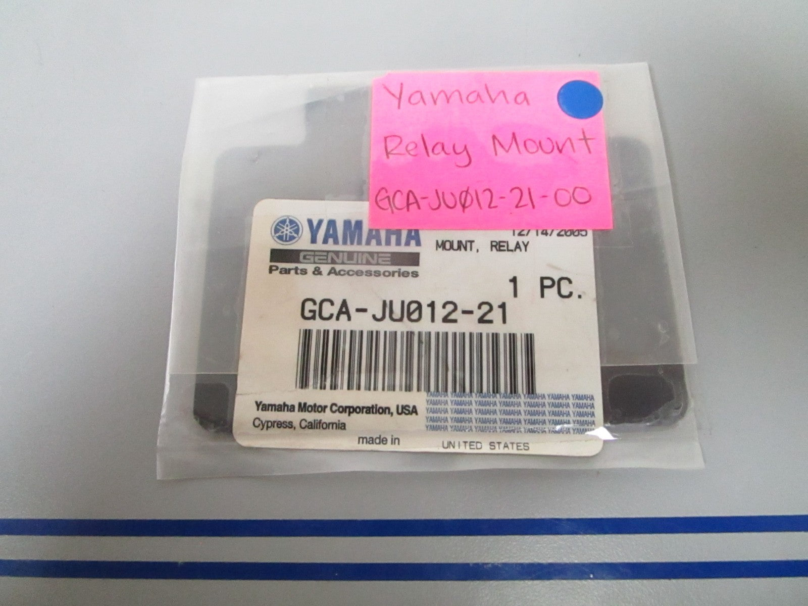NEW OEM GCA-JU012-21-00 Yamaha Relay Mount 0810