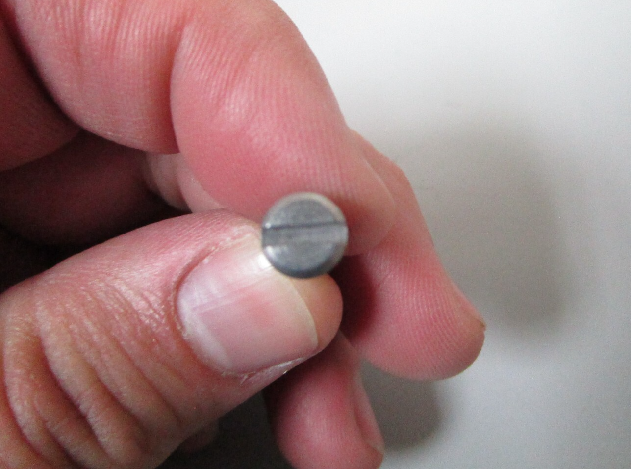 *NEW OEM* 0810 OMC Johnson Evinrude Slow Speed Needle Valve 335014 0335014