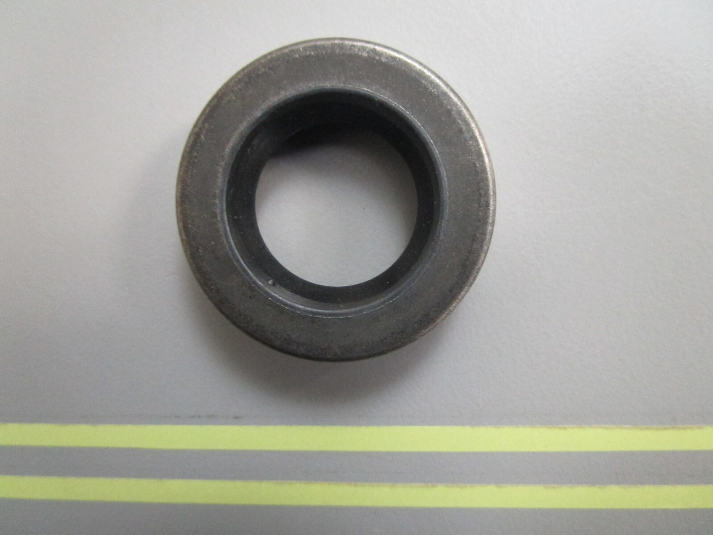 *NEW OEM* 0810 Mercury Quicksilver Oil Seal 26-90562