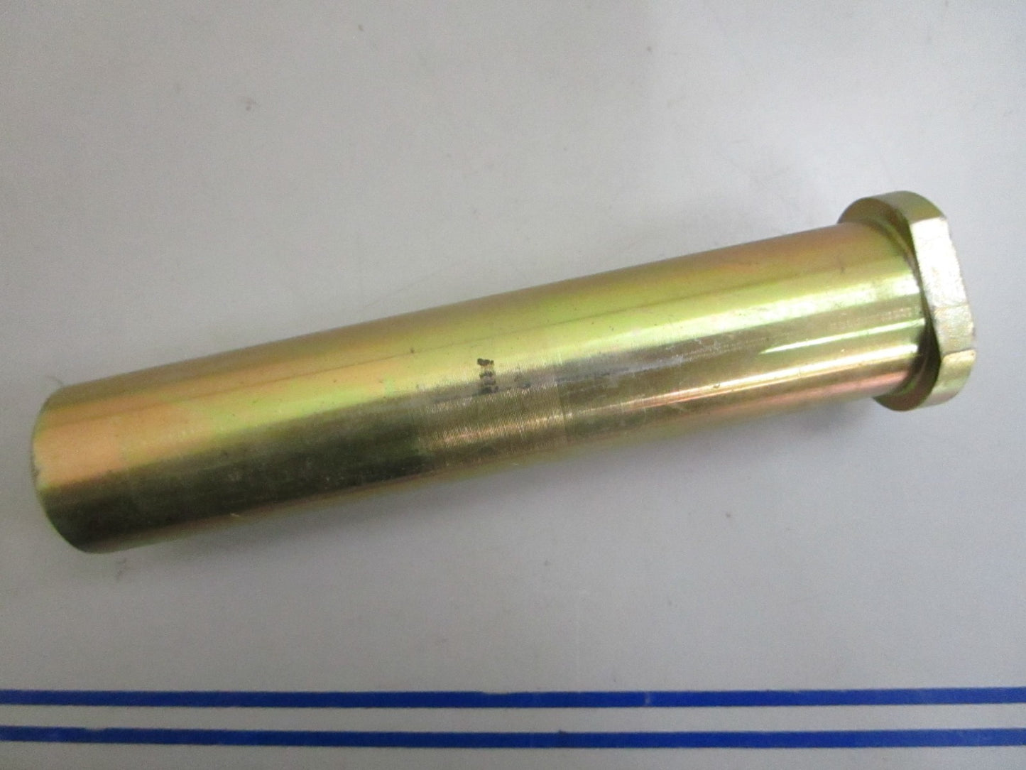 *NEW OEM* 0820 Bobcat Pivot Pin 6906640